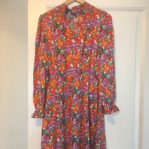 New tucker dress size small